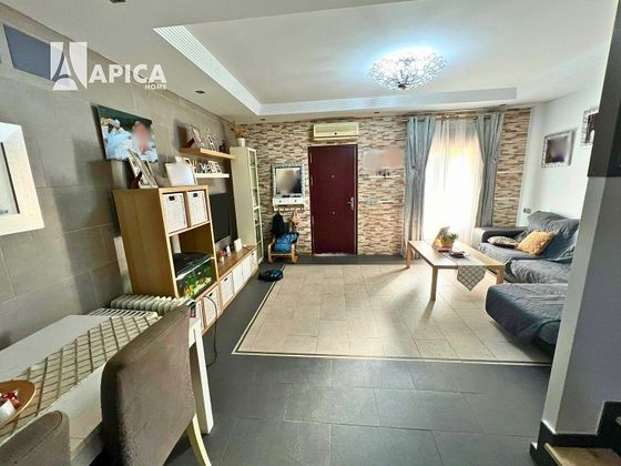 Foto 1 de Venta de casa en Barbate ciudad de 4 habitaciones y 129 m²