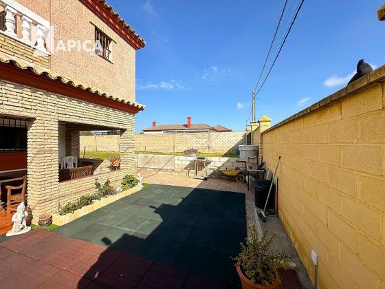 Foto 2 de Chalet en venta en Ctra Sanlúcar-Zona Cuatro Pinos de 5 habitaciones con terraza y piscina