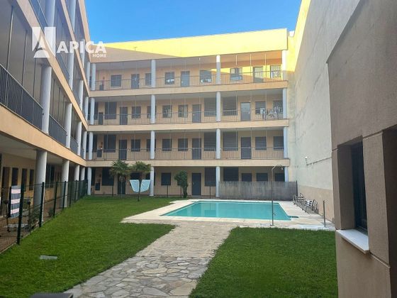 Foto 1 de Venta de piso en Barbate ciudad de 2 habitaciones con piscina y balcón