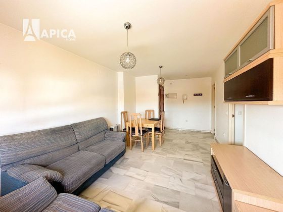 Foto 2 de Venta de piso en El Juncal - Vallealto de 2 habitaciones con garaje y aire acondicionado