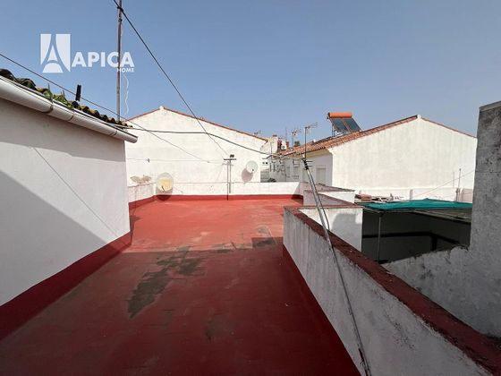 Foto 2 de Venta de casa en Barrios (Los) de 2 habitaciones con balcón