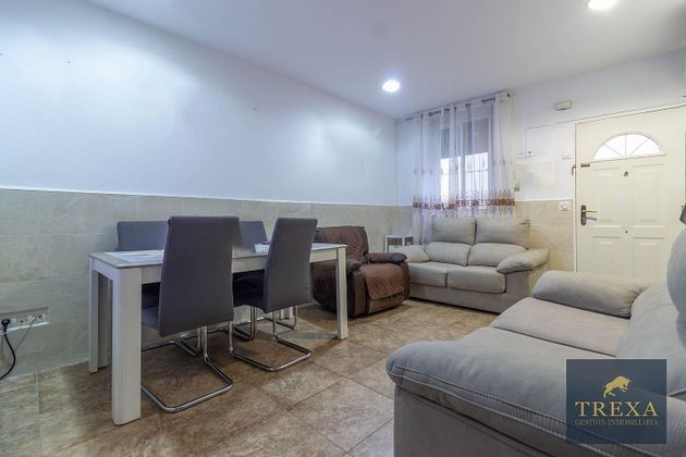 Foto 2 de Dúplex en venta en Barrio Alto - San Félix - Oliveros - Altamira de 5 habitaciones con terraza y aire acondicionado