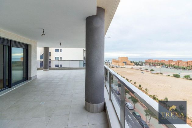 Foto 1 de Àtic en venda a Nueva Almería - Cortijo Grande - Vega de Acá de 4 habitacions amb terrassa i piscina