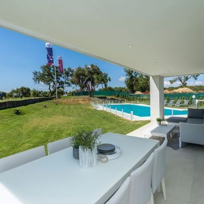 Foto 1 de Pis en venda a urbanización San Roque Club de 3 habitacions amb terrassa i piscina