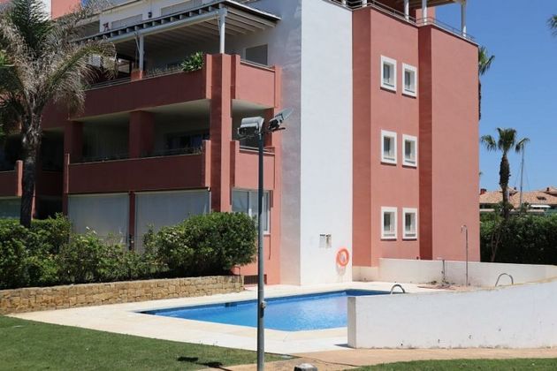 Foto 2 de Pis en lloguer a calle Ribera de la Tenca de 2 habitacions amb terrassa i piscina