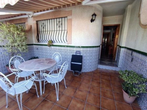 Foto 1 de Casa en venda a avenida José Barrionuevo Peña de 3 habitacions amb terrassa i balcó