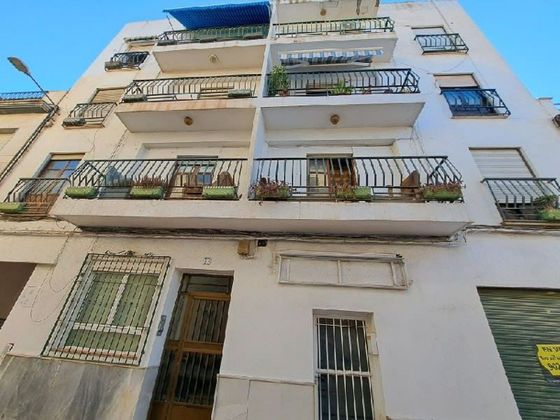 Foto 1 de Piso en venta en calle Faura de 3 habitaciones con terraza