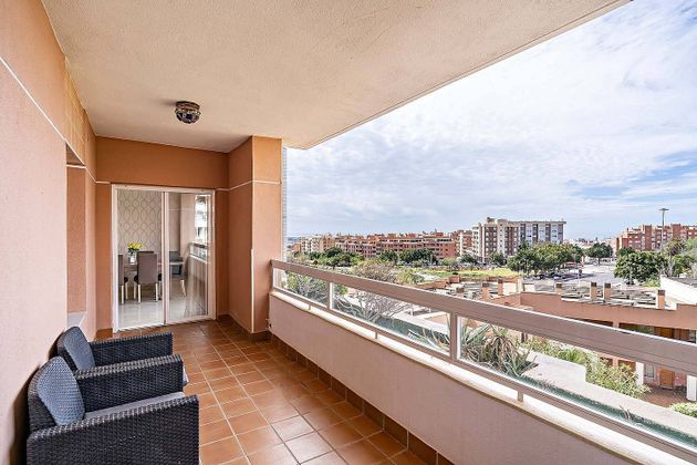 Foto 2 de Pis en lloguer a Los Molinos - Villa Blanca de 3 habitacions amb terrassa i piscina