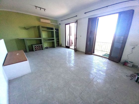 Foto 1 de Piso en venta en Manacor Centro de 3 habitaciones con terraza y balcón