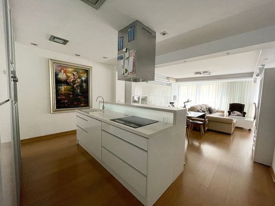 Foto 1 de Venta de piso en calle Doctor Gregorio Marañón de 3 habitaciones con muebles y balcón