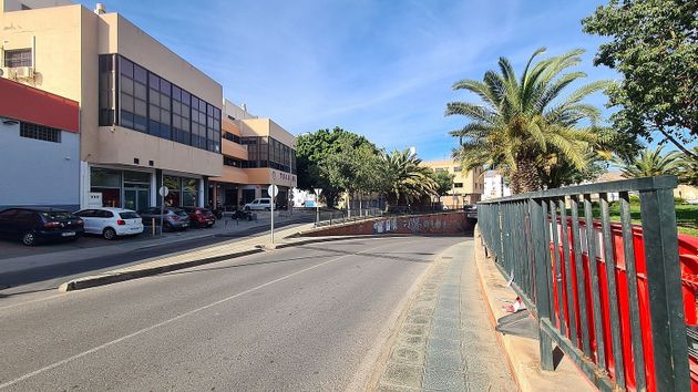 Foto 1 de Oficina en venta en Nueva Almería - Cortijo Grande - Vega de Acá de 1739 m²