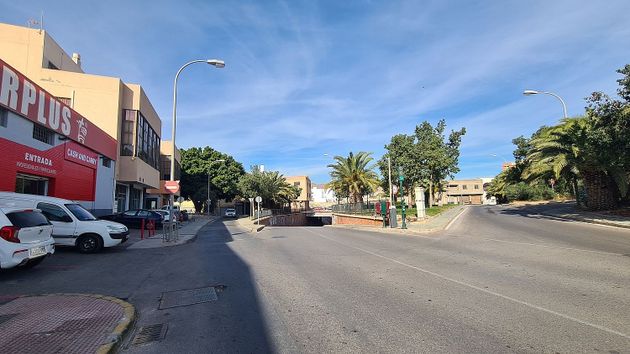 Foto 2 de Oficina en venda a Nueva Almería - Cortijo Grande - Vega de Acá de 1739 m²