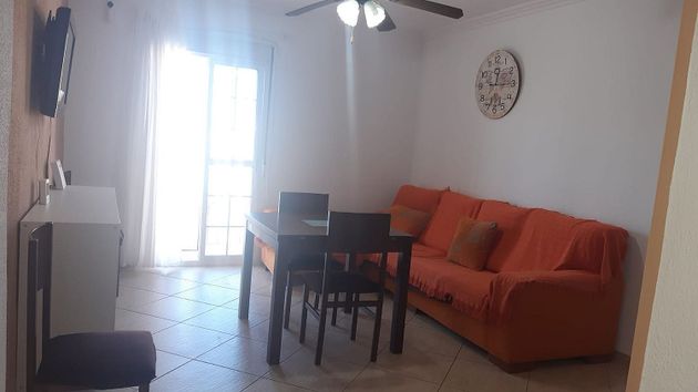 Foto 2 de Alquiler de piso en El Chorrillo - El Molino de 4 habitaciones con muebles