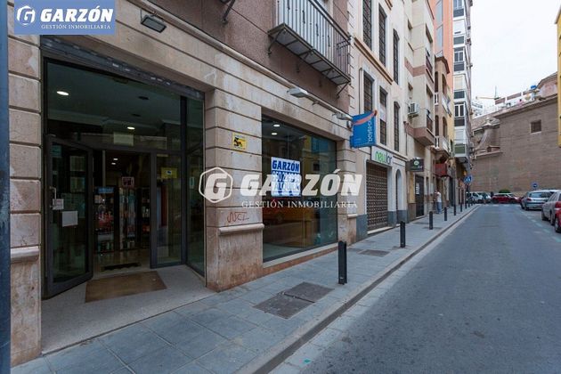 Foto 2 de Local en alquiler en calle González Garbín con aire acondicionado