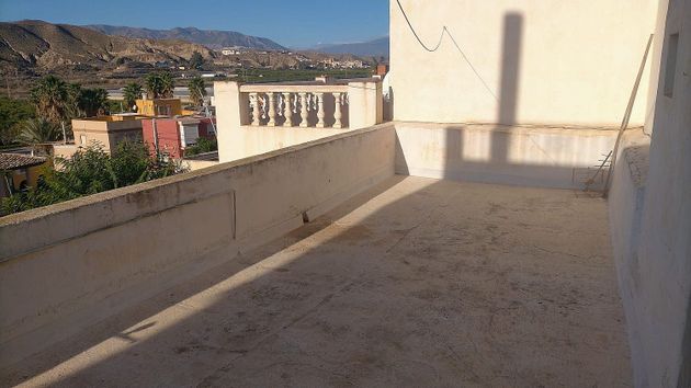 Foto 2 de Casa adossada en venda a Rioja de 3 habitacions amb terrassa