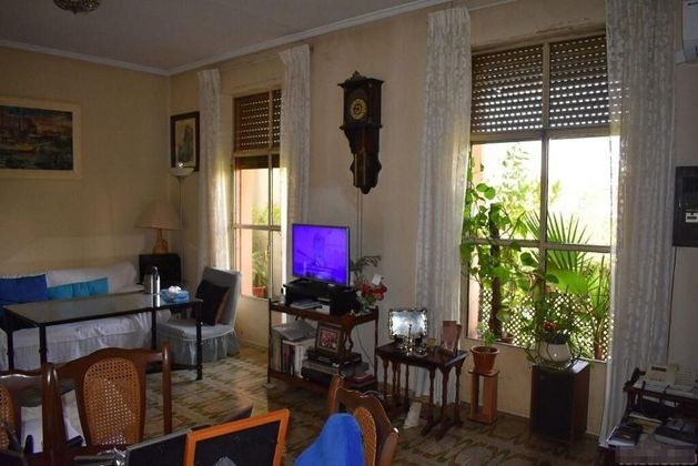 Foto 1 de Piso en venta en Ollerías - San Cayetano de 3 habitaciones con terraza y balcón
