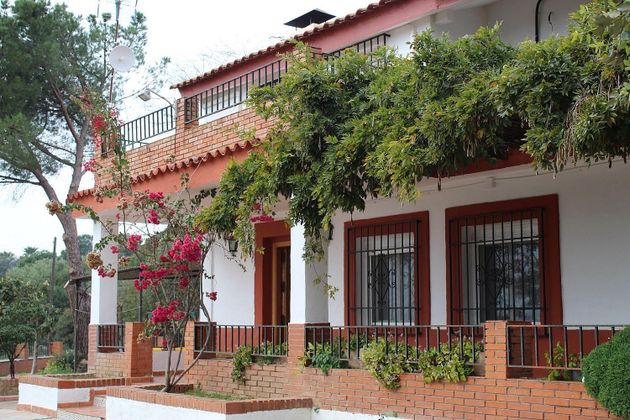 Foto 1 de Casa en venta en Almodóvar del Río de 6 habitaciones con terraza y piscina