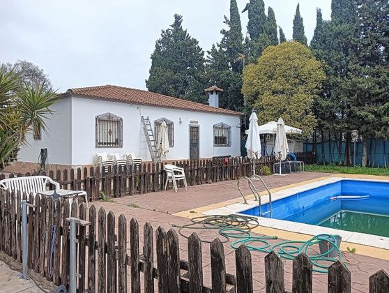 Foto 2 de Chalet en venta en El Higuerón de 4 habitaciones con piscina y calefacción