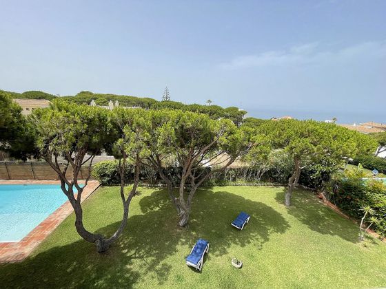 Foto 1 de Xalet en venda a Roche de 5 habitacions amb piscina i jardí