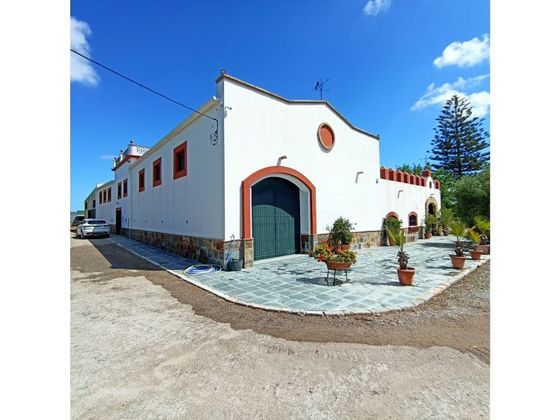 Foto 1 de Casa rural en venda a Ctra Jerez-Ctra del Puerto de 4 habitacions amb terrassa i jardí