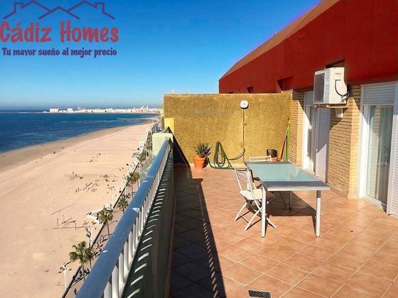 Foto 2 de Pis en venda a Playa Stª Mª del Mar - Playa Victoria de 3 habitacions amb terrassa i garatge