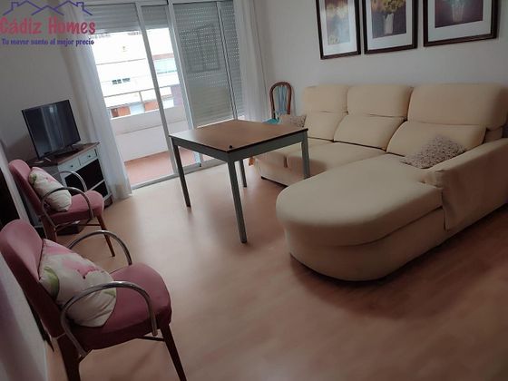 Foto 1 de Venta de piso en Cortadura - Zona Franca  de 3 habitaciones con terraza y piscina
