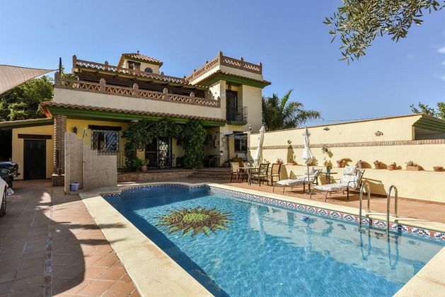 Foto 1 de Casa en venda a Cuevas del Almanzora pueblo de 6 habitacions amb terrassa i piscina