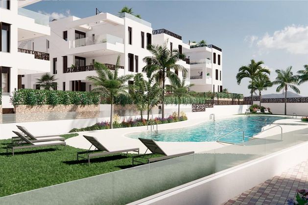 Foto 1 de Venta de piso en San Juan de los Terreros de 3 habitaciones con terraza y piscina
