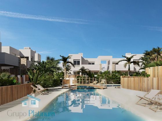 Foto 1 de Casa en venda a San Juan de los Terreros de 3 habitacions amb terrassa i piscina