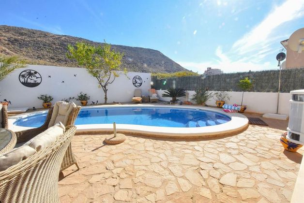 Foto 1 de Casa en venda a San Juan de los Terreros de 4 habitacions amb terrassa i piscina