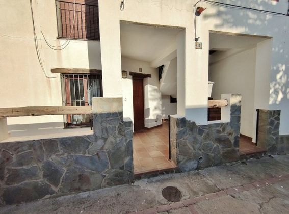 Foto 2 de Pis en venda a calle Del Rio de 2 habitacions amb terrassa
