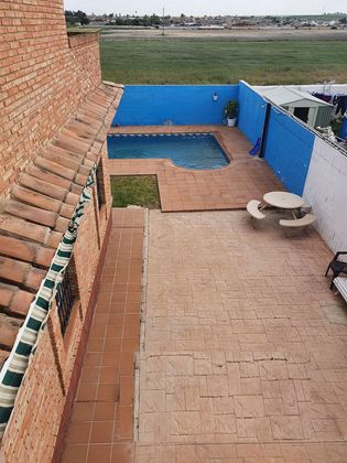 Foto 2 de Chalet en venta en Ctra Sanlúcar-Zona Cuatro Pinos de 4 habitaciones con terraza y piscina