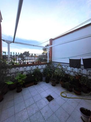 Foto 1 de Venta de chalet en El Juncal - Vallealto de 3 habitaciones con terraza y garaje