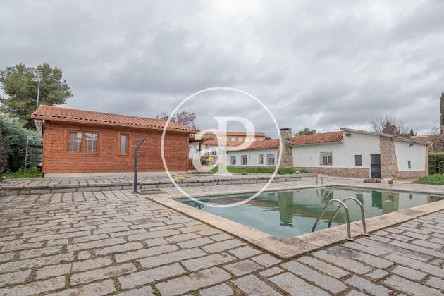 Foto 1 de Venta de chalet en Valdemarín de 10 habitaciones con terraza y piscina