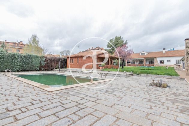 Foto 2 de Xalet en venda a Valdemarín de 10 habitacions amb terrassa i piscina