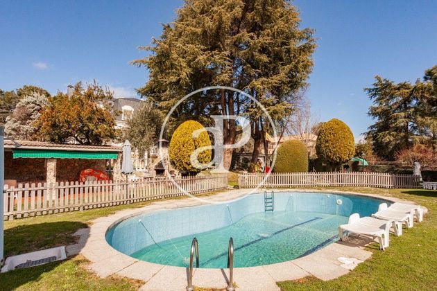Foto 1 de Casa en venda a La Florida - El Plantío de 8 habitacions amb terrassa i piscina