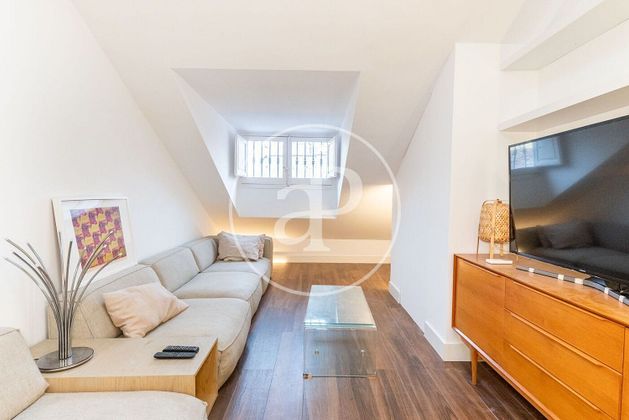 Foto 2 de Pis en lloguer a Sol de 2 habitacions amb mobles i balcó