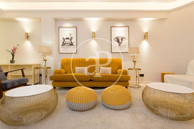Foto 1 de Piso en alquiler en Nuevos Ministerios - Ríos Rosas de 3 habitaciones con muebles y aire acondicionado