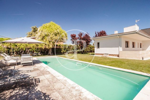 Foto 1 de Casa en venta en Zona Monte El Pilar de 5 habitaciones con terraza y piscina