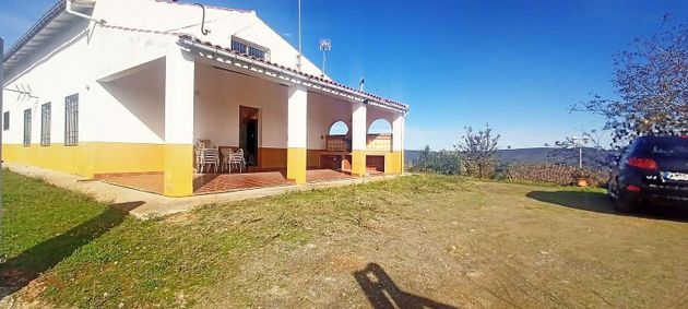 Foto 1 de Casa rural en venda a Pozoblanco de 3 habitacions amb jardí i calefacció