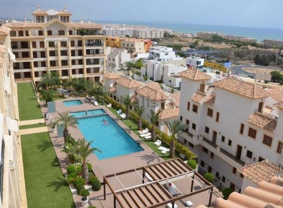 Foto 1 de Àtic en venda a Urbanizaciones de 5 habitacions amb terrassa i piscina