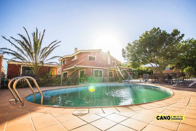 Foto 2 de Xalet en venda a Huércal de Almería de 5 habitacions amb terrassa i piscina