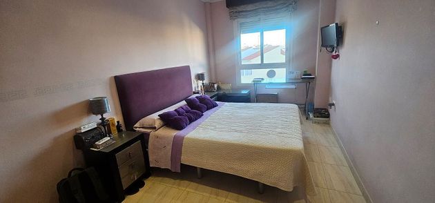 Foto 1 de Pis en venda a calle Huelva de 3 habitacions amb garatge i aire acondicionat