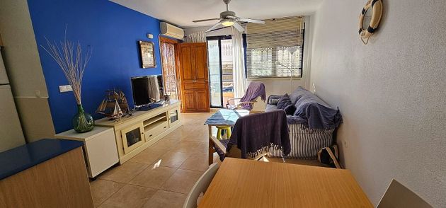 Foto 1 de Venta de piso en calle Chambel de 2 habitaciones con terraza y garaje