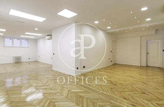 Foto 1 de Oficina en venda a El Viso de 263 m²