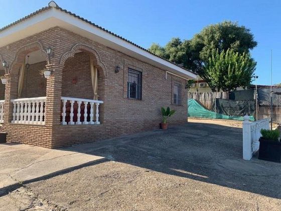 Foto 1 de Casa rural en venda a Almodóvar del Río de 4 habitacions amb piscina i garatge