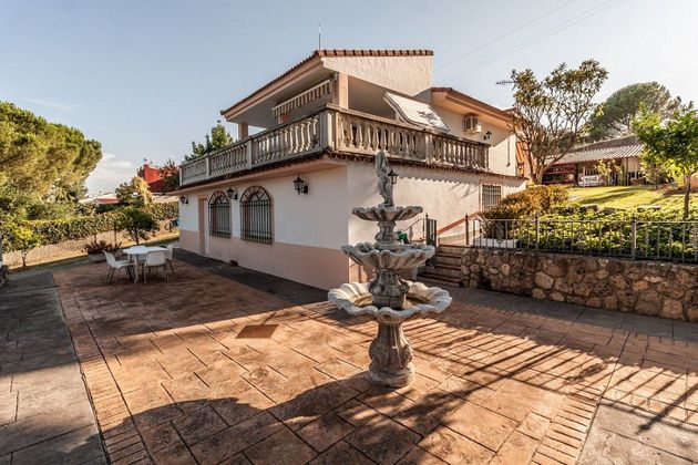 Foto 2 de Casa rural en venda a Santa Maria de Trassierra de 5 habitacions amb terrassa i piscina