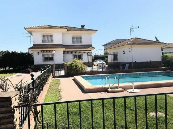 Foto 1 de Casa rural en venta en El Higuerón de 5 habitaciones con terraza y piscina