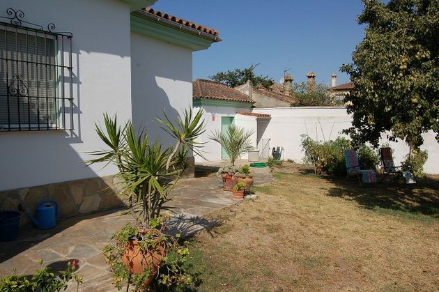 Foto 1 de Xalet en venda a calle Viejo de Rota de 3 habitacions amb terrassa i jardí
