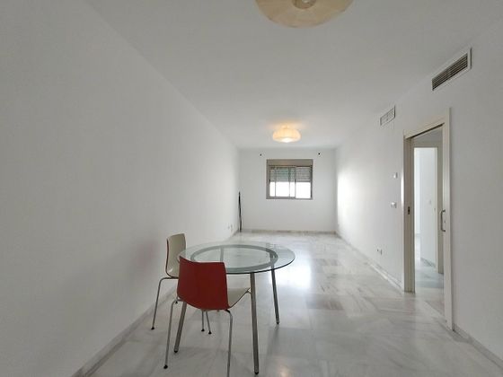 Foto 2 de Venta de piso en El Juncal - Vallealto de 2 habitaciones con aire acondicionado y ascensor